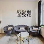 Appartement Dessaus Motto Appartements! Solo - Paerchen - Familien - Gruppen *