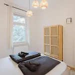 Appartement Dessaus Motto Appartements! Solo - Paerchen - Familien - Gruppen *