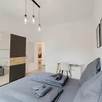 Dessaus Motto Appartements! Solo - Paerchen - Familien - Gruppen Appartement *