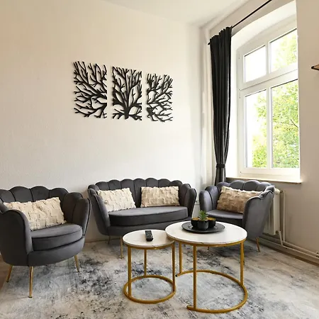 Dessaus Motto Appartements! Solo - Paerchen - Familien - Gruppen