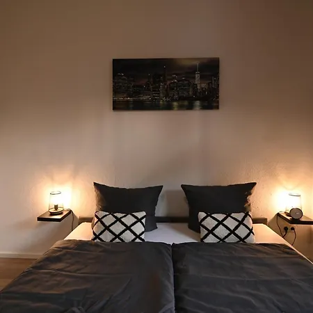 Dessaus Motto Appartements! Solo - Paerchen - Familien - Gruppen Apartment Dessau-Rosslau