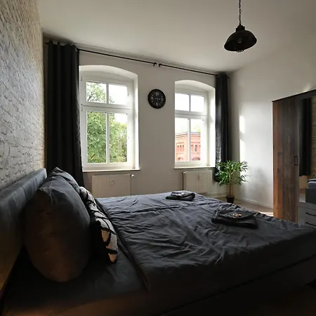 Dessaus Motto Appartements! Solo - Paerchen - Familien - Gruppen