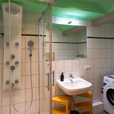 Dessaus Motto Appartements! Solo - Paerchen - Familien - Gruppen Apartment Dessau-Rosslau