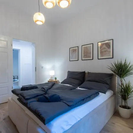 Apartment Dessaus Motto Appartements! Solo - Paerchen - Familien - Gruppen *