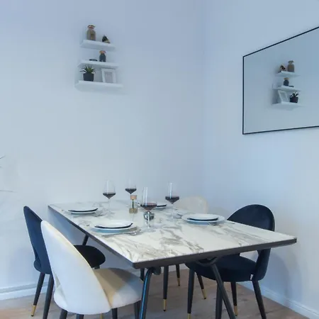 Dessaus Motto Appartements! Solo - Paerchen - Familien - Gruppen * Dessau-Rosslau