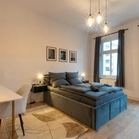 Dessaus Motto Appartements! Solo - Paerchen - Familien - Gruppen