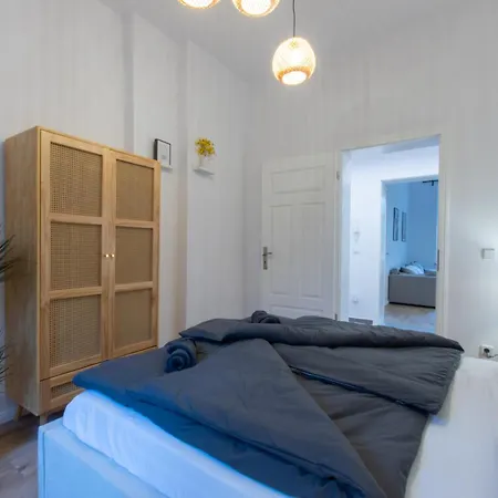 Apartment Dessaus Motto Appartements! Solo - Paerchen - Familien - Gruppen