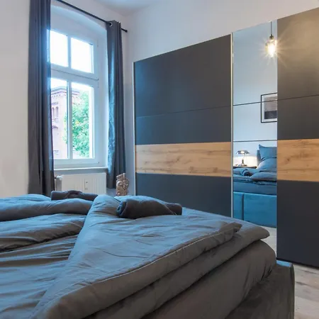 Dessaus Motto Appartements! Solo - Paerchen - Familien - Gruppen Apartment *