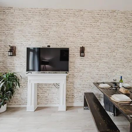 Dessaus Motto Appartements! Solo - Paerchen - Familien - Gruppen Apartament *