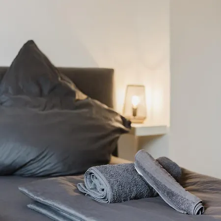Apartament Dessaus Motto Appartements! Solo - Paerchen - Familien - Gruppen *