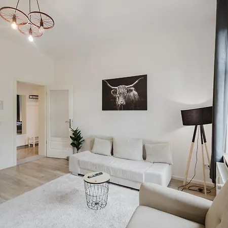 Dessaus Motto Appartements! Solo - Paerchen - Familien - Gruppen Apartament *