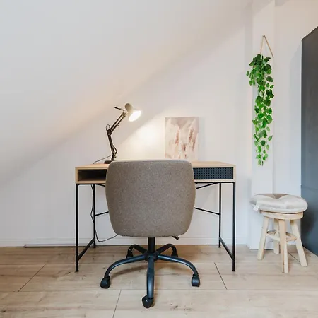 Dessaus Motto Appartements! Solo - Paerchen - Familien - Gruppen *