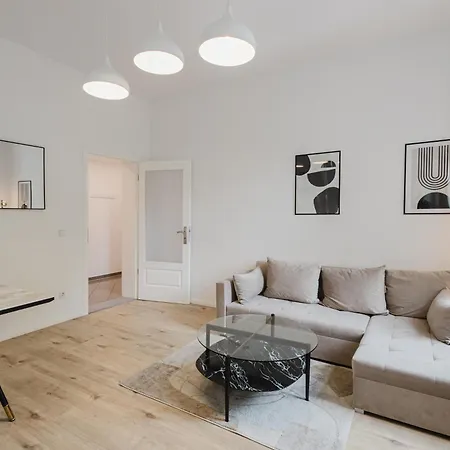 Dessaus Motto Appartements! Solo - Paerchen - Familien - Gruppen