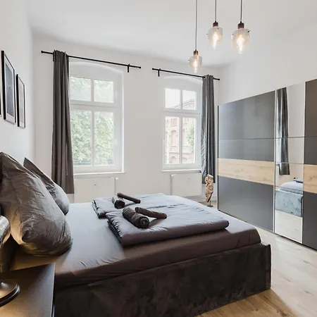Dessaus Motto Appartements! Solo - Paerchen - Familien - Gruppen Dessau-Rosslau