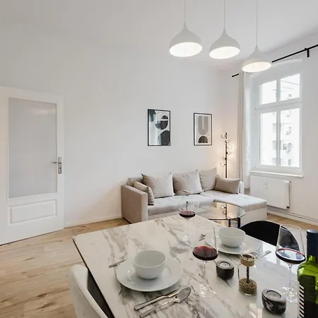 Dessaus Motto Appartements! Solo - Paerchen - Familien - Gruppen דירה