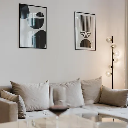 Dessaus Motto Appartements! Solo - Paerchen - Familien - Gruppen דירה Dessau-Rosslau