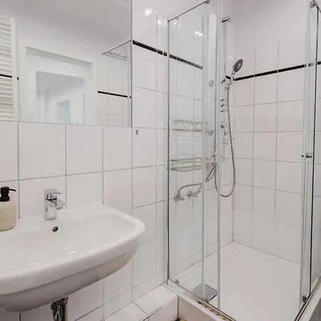 Dessaus Motto Appartements! Solo - Paerchen - Familien - Gruppen דירה Dessau-Rosslau