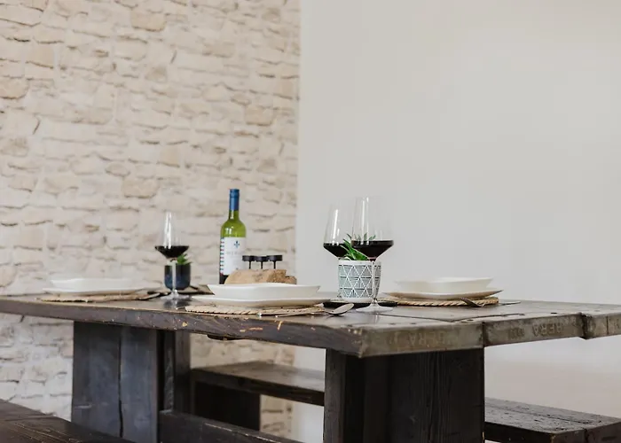 Dessaus Motto Appartements! Solo - Paerchen - Familien - Gruppen Appartement *