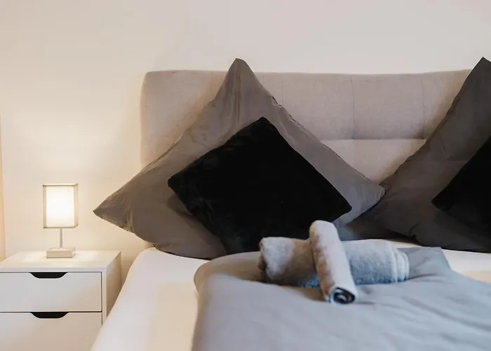 Dessaus Motto Appartements! Solo - Paerchen - Familien - Gruppen Appartement Dessau-Rosslau